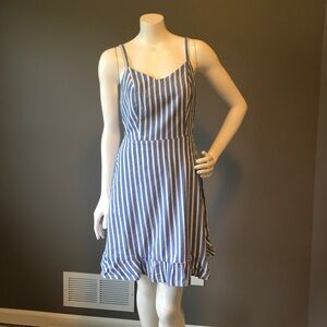 Old Navy Blue and Cream Textured Top